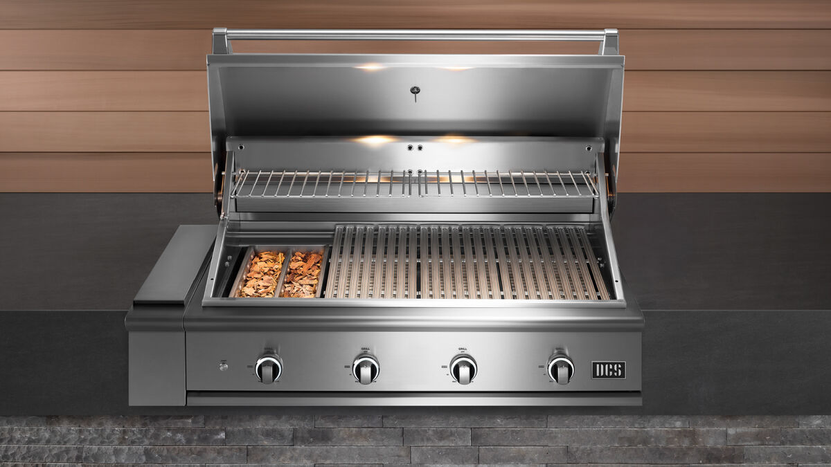 DCS Series 9 Charcoal Smoker Tray with Wood Chips